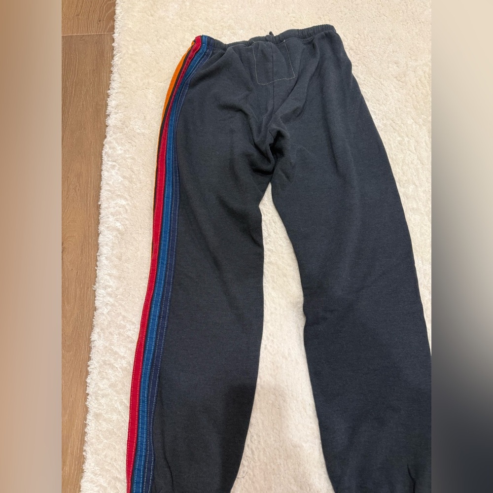 Aviator nation 5 stripe charcoal sweatpants size M worn once.